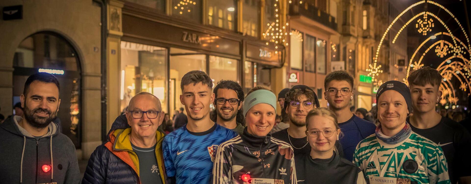 STEP-Mitarbeiter laufen für einen guten Zweck beim Basler Adventslauf